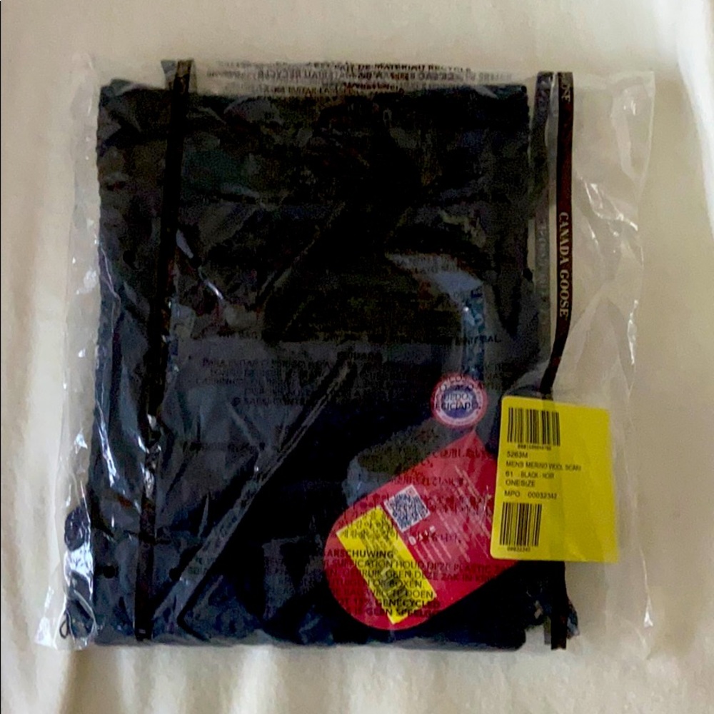 Canada Goose Merino Wool Scarf